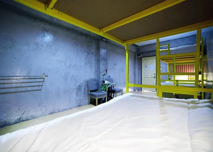 Hostel Oyo 560 Chang Suvarnabhumi