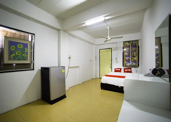 Oyo 560 Chang Suvarnabhumi Hostel *