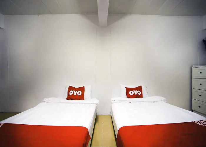Oyo 560 Chang Suvarnabhumi Hostel